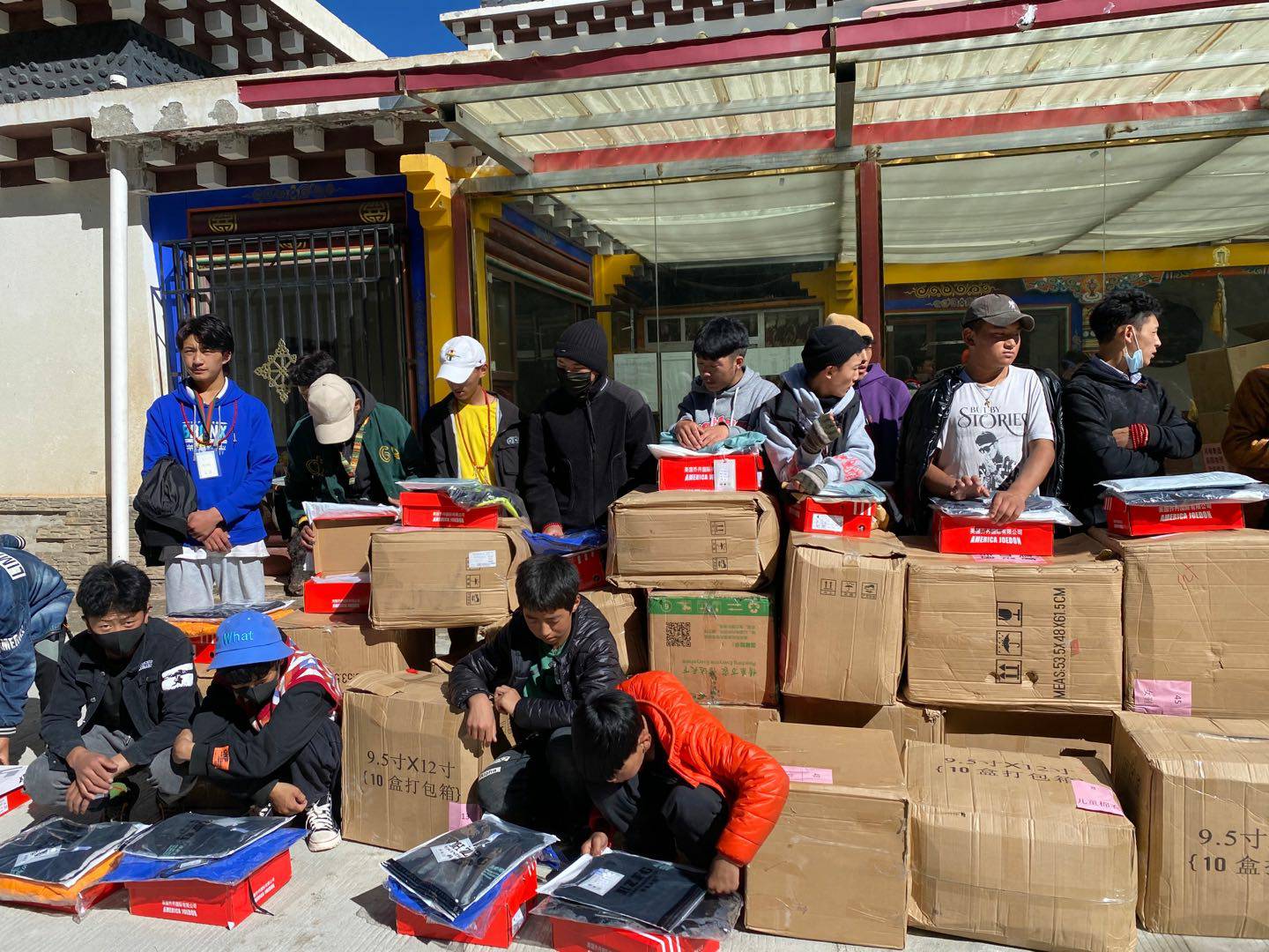 千亿官方站网页版-千亿(中国)公益回顾丨家国同欢月同圆 温暖满载甘孜州(图7)